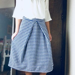 Checkered Wool Skirt. Junieblake Brand. Size S